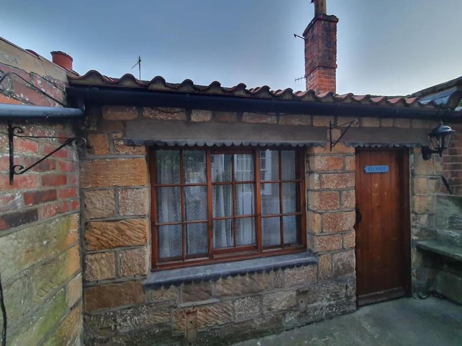 Beckside Cottage Robin Hood's Bay Exterior photo